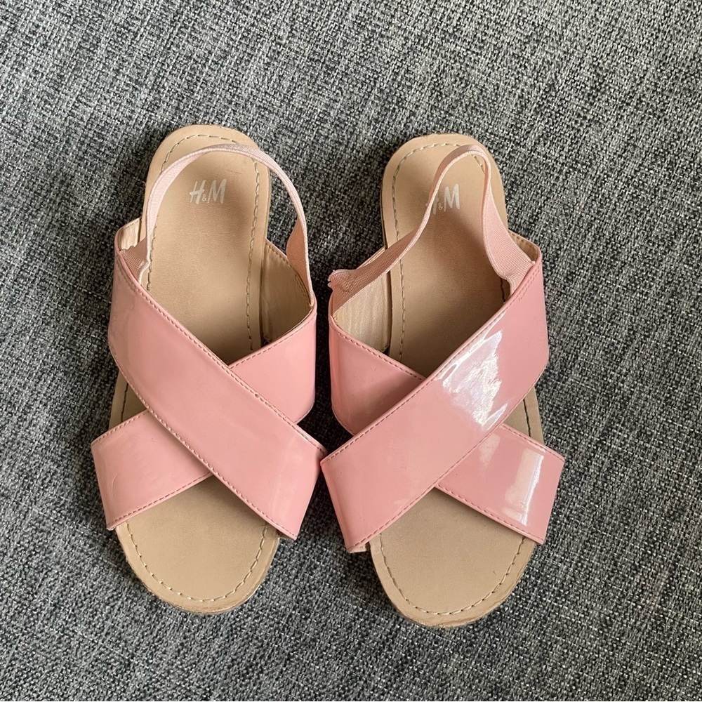H&M girls Pink Cross Strap Sandals size 13 spring casual summer elastic back